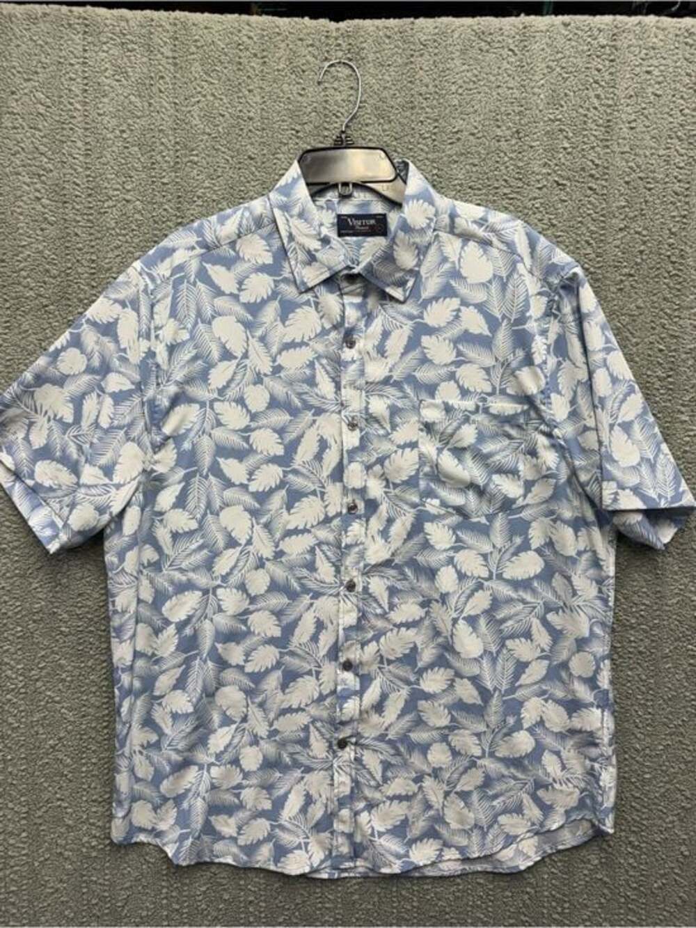 Short-Sleeve Blue Leaf Print Button-Down Shirt